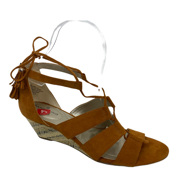 Bandolino Sandals 9.5 M Womens Brown Vegan Suede Faux Leather Back Zip Wedge - Picture 1 of 9